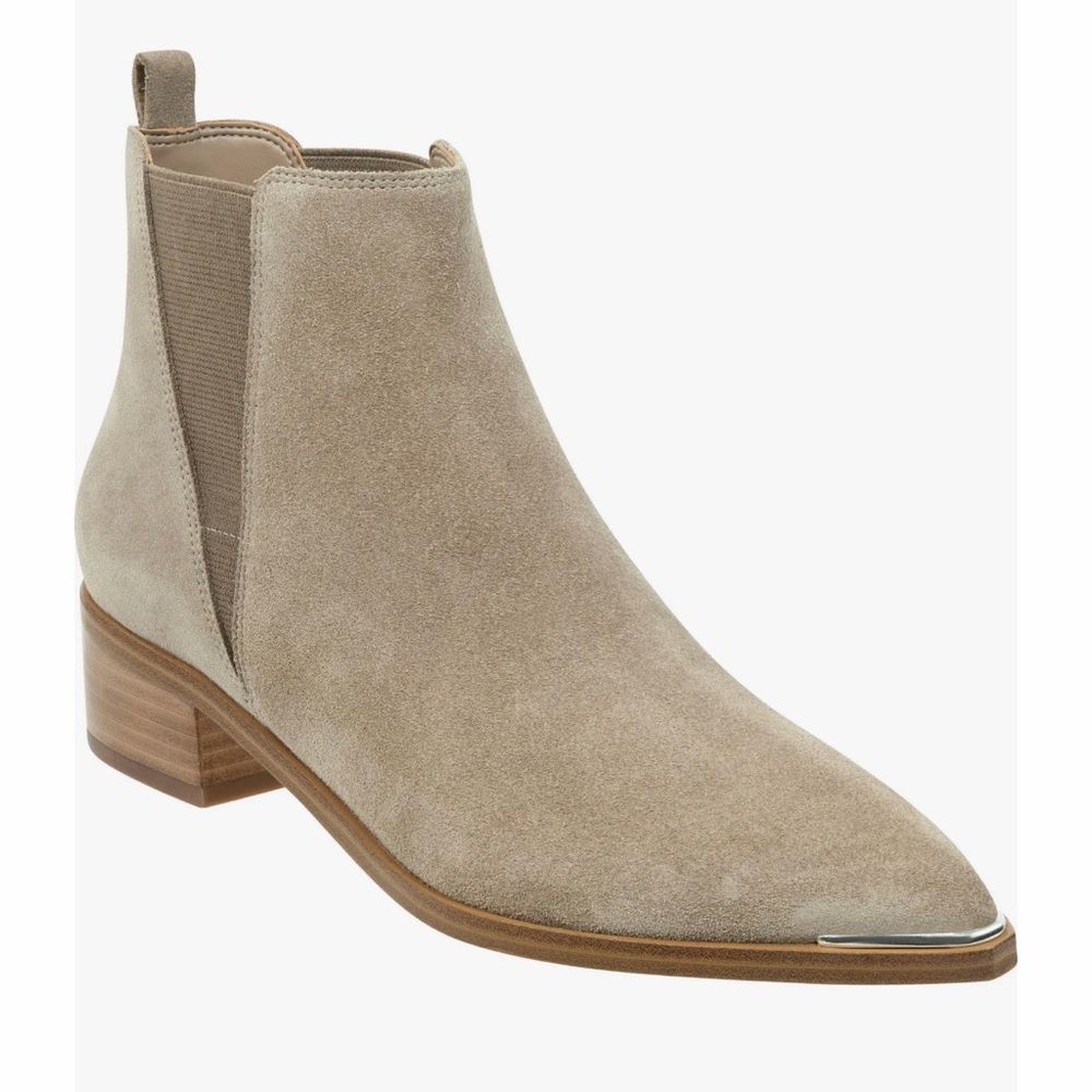 Marc Fisher Yale Chelsea Boot Cloud Suede 7.5